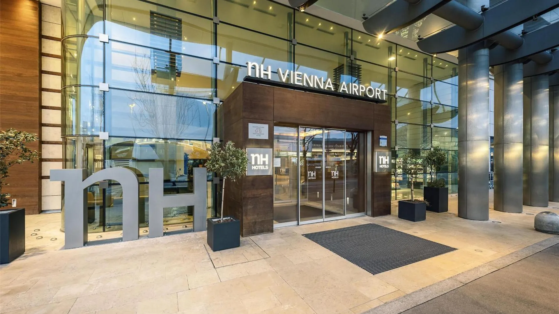 Nh Vienna Airport Conference Center Hotel Schwechat