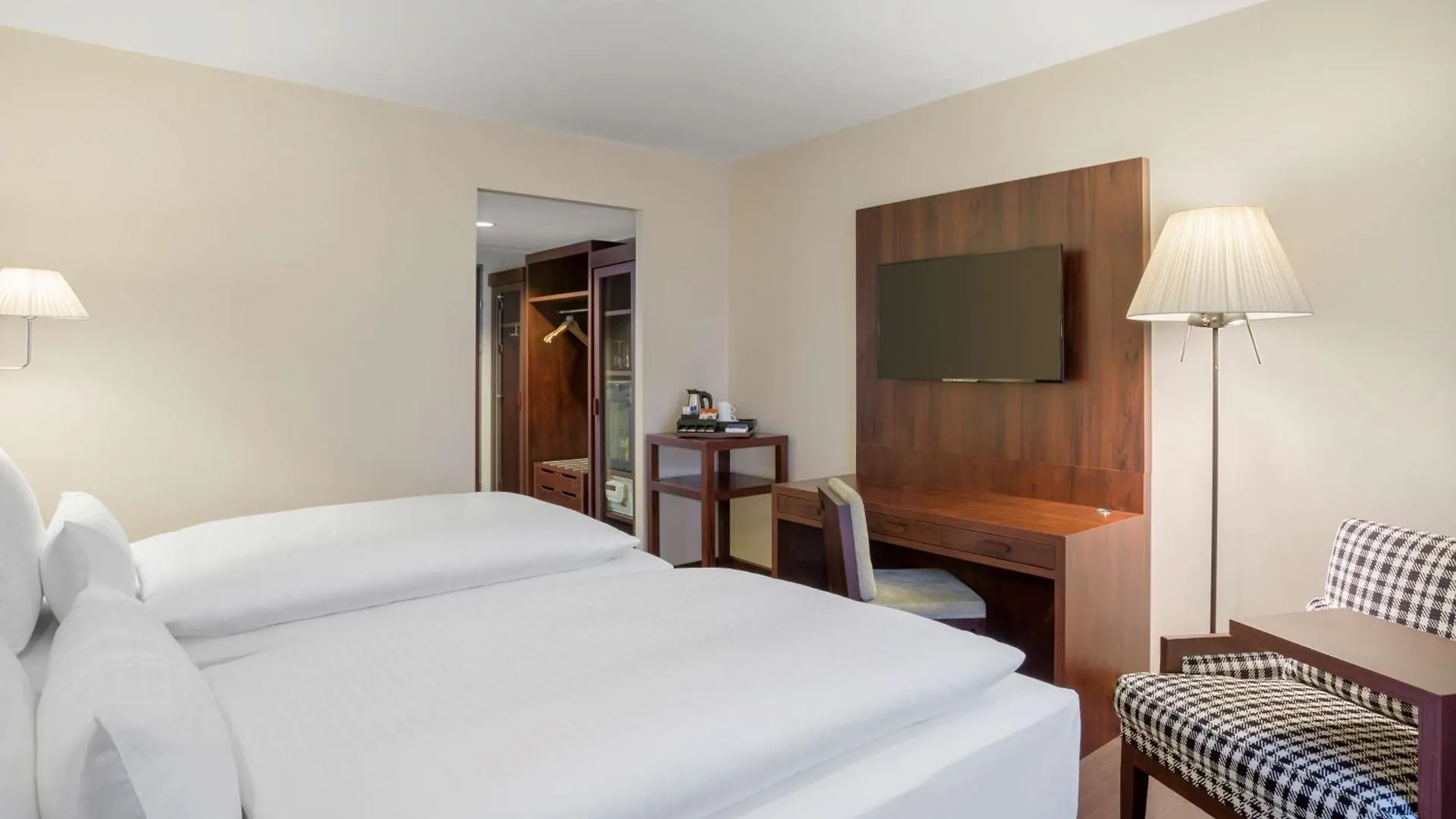 Nh Vienna Airport Conference Center Hotel Schwechat