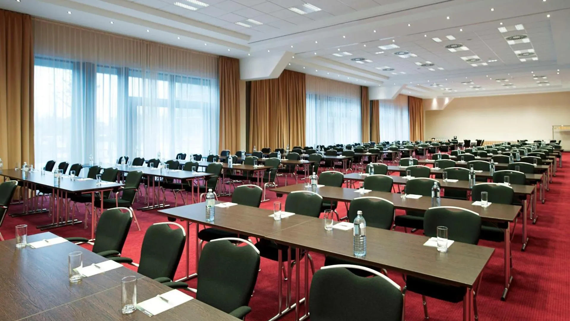 Nh Vienna Airport Conference Center Hotel Schwechat