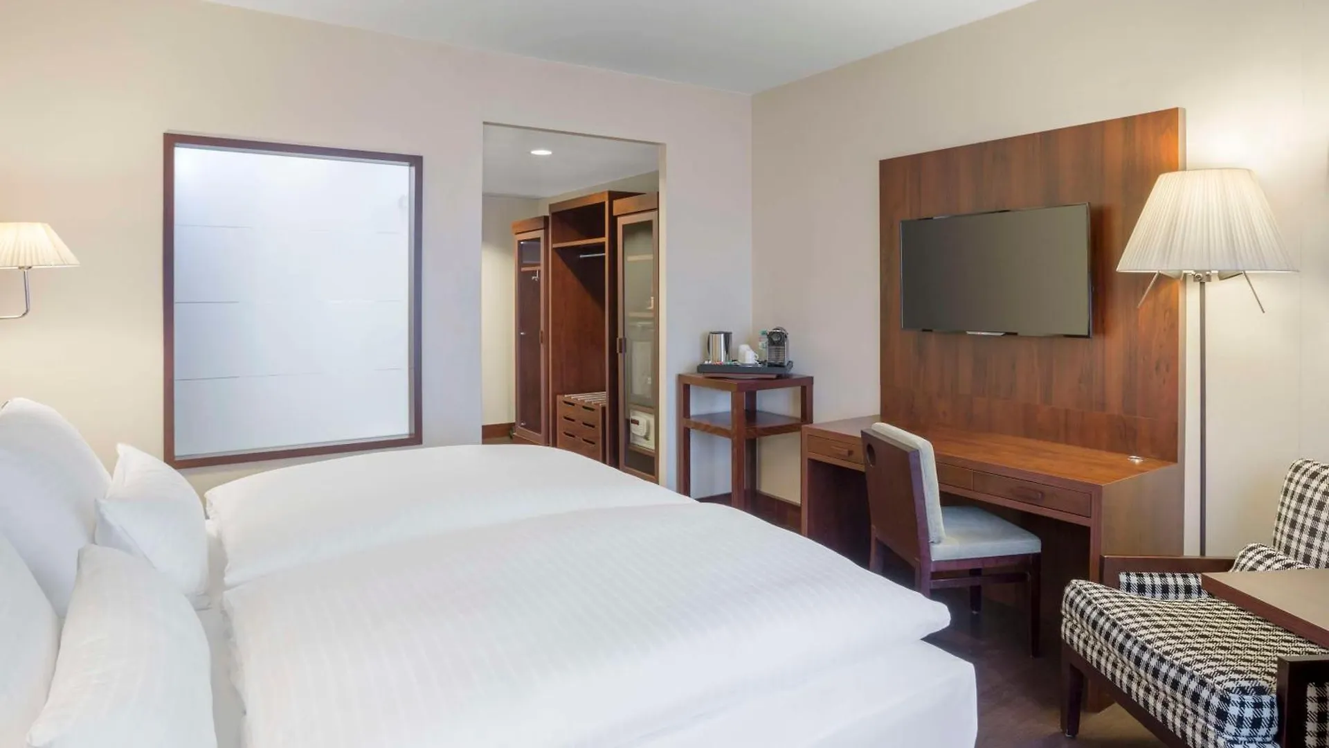 Nh Vienna Airport Conference Center Hotel Schwechat Austria